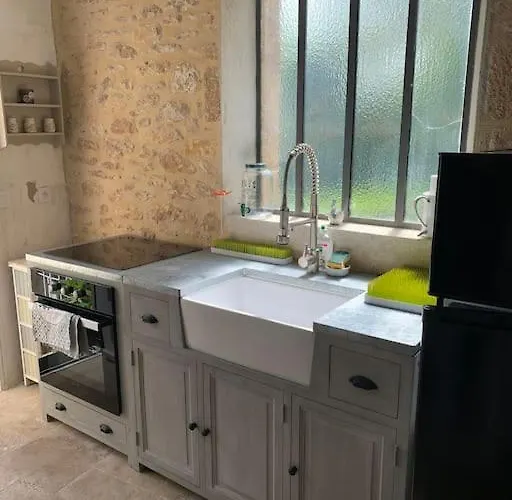 Maison Perigourdine Avec 度假居 *