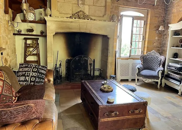 Maison Perigourdine Avec 度假居 *